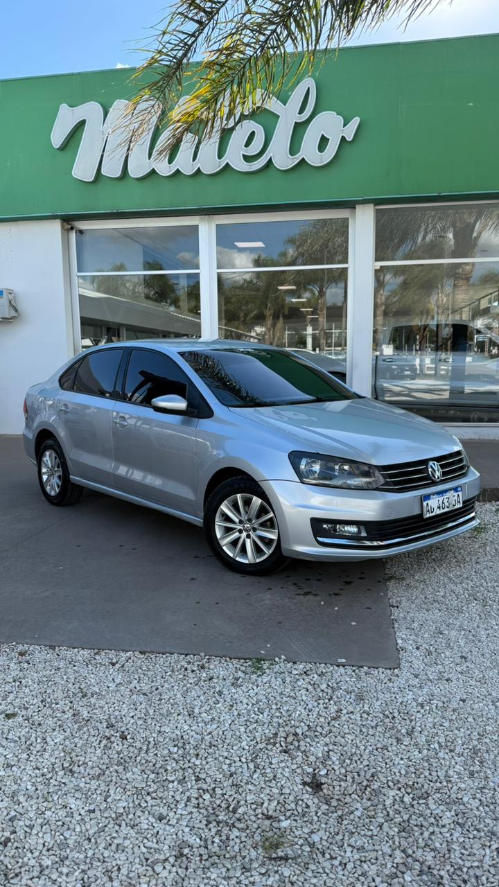 VOLKSWAGEN - POLO  - 1.6 MANUAL  - 2017